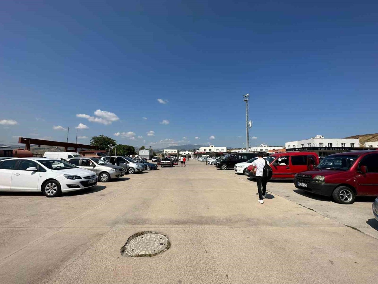 İkinci el oto pazarı eski günlerini arıyor