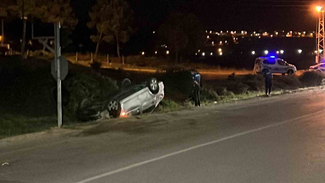 Sinop’ta otomobil takla attı: 4 yaralı