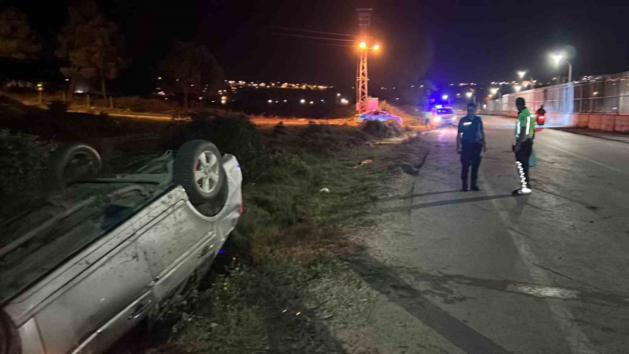 Sinop’ta otomobil takla attı: 4 yaralı
