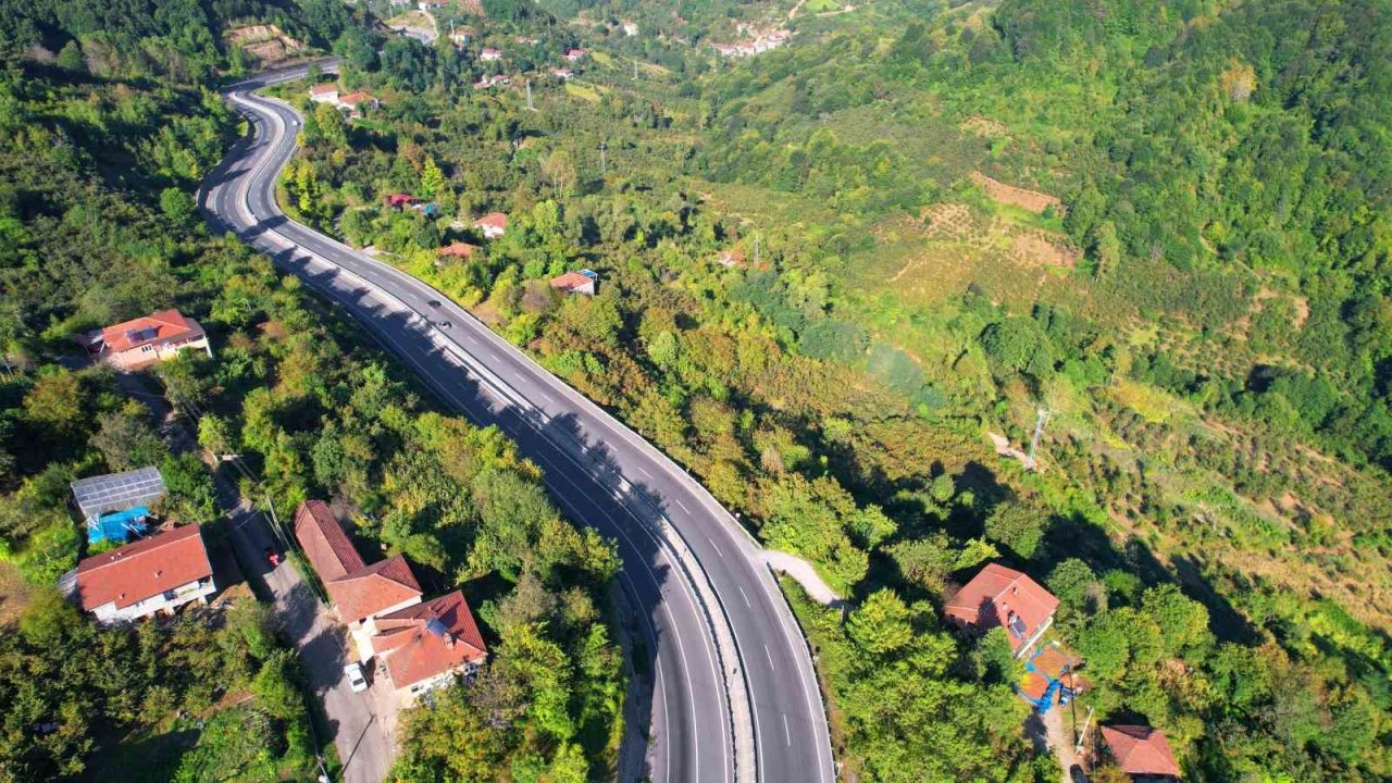 Zonguldak ormanları yazın son günlerini yaşıyor