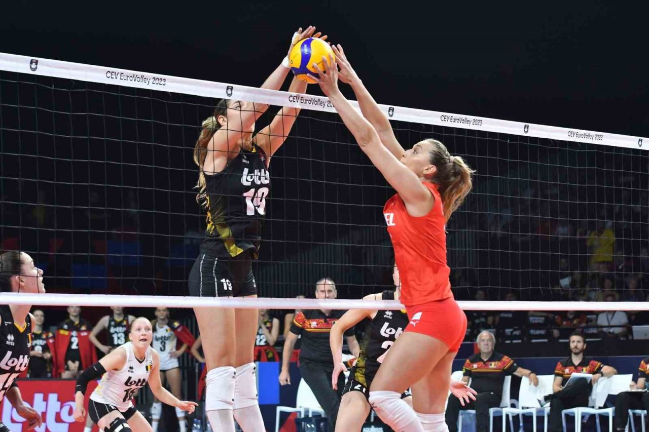 Filenin Sultanları, Avrupa Şampiyonası’nda çeyrek finalde