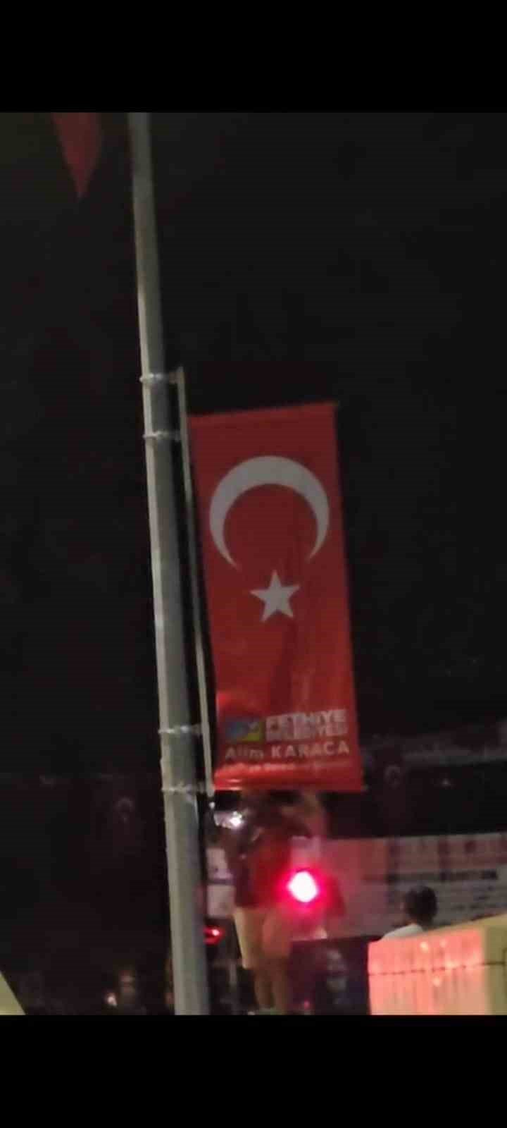 Fethiye Belediye Başkanı’nın ayıbını ortadan kaldırmak için personel gece mesaisi yaptı