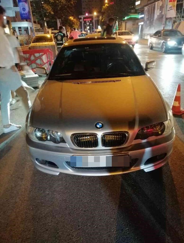 Kadıköy’de sürücülere 9 saatte 933 bin 273 TL’lik ceza kesildi