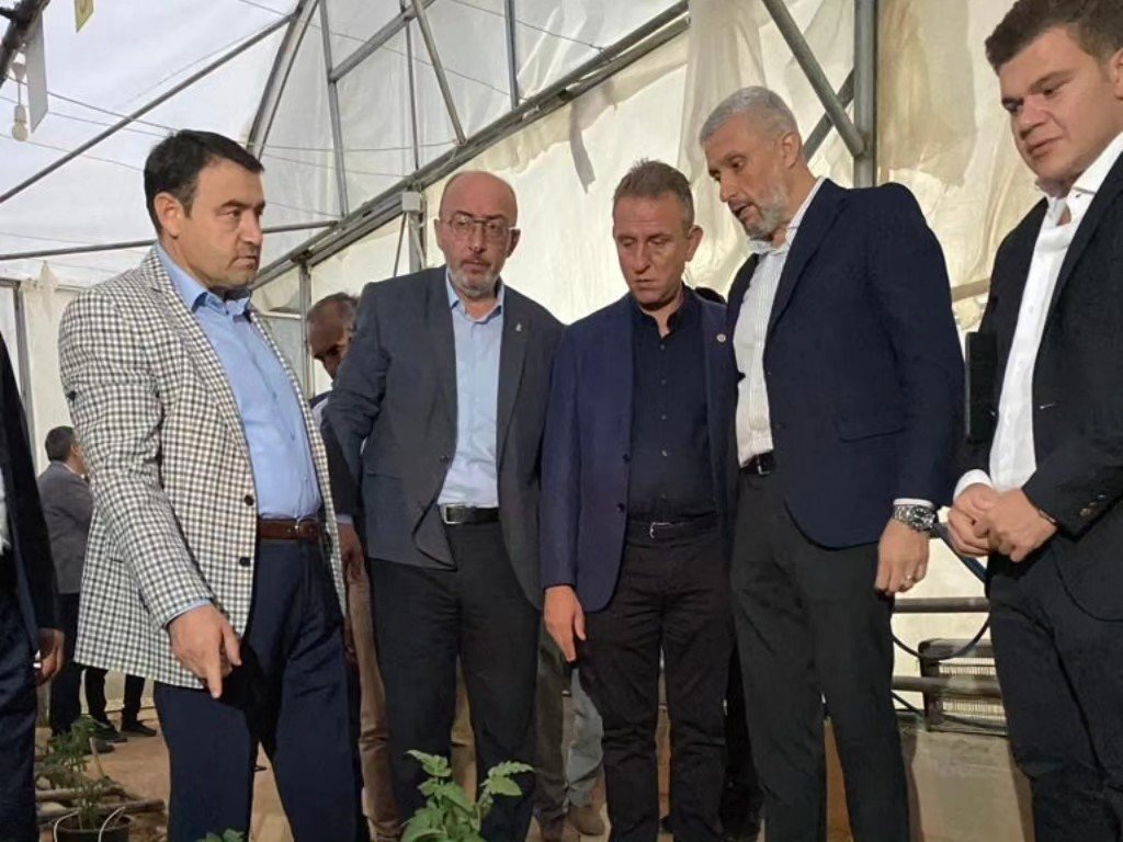 Kütahya Valisi Işın ve protokol üyeleri, Simav TDİOSB’de incelemelerde bulundu