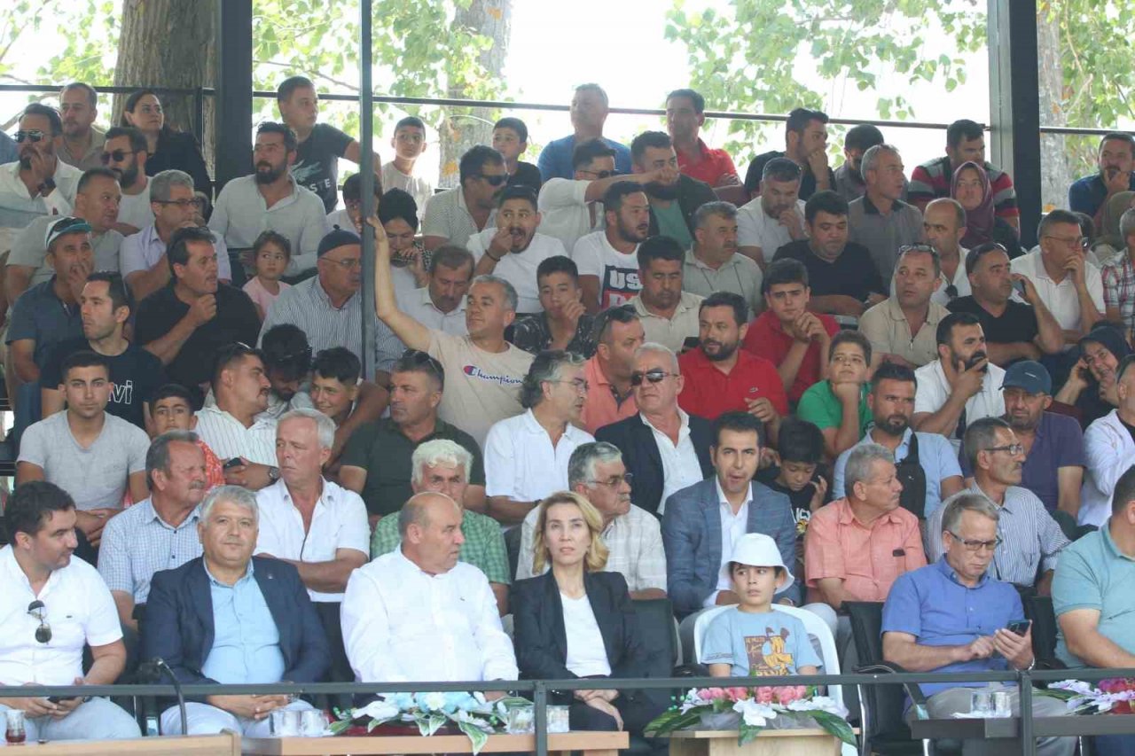 Geleneksel Yayla Seki Yağlı Güreşleri’ni ‘Balaban’ kazandı