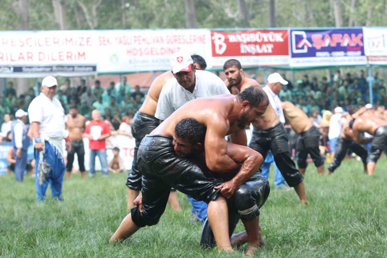 Geleneksel Yayla Seki Yağlı Güreşleri’ni ‘Balaban’ kazandı