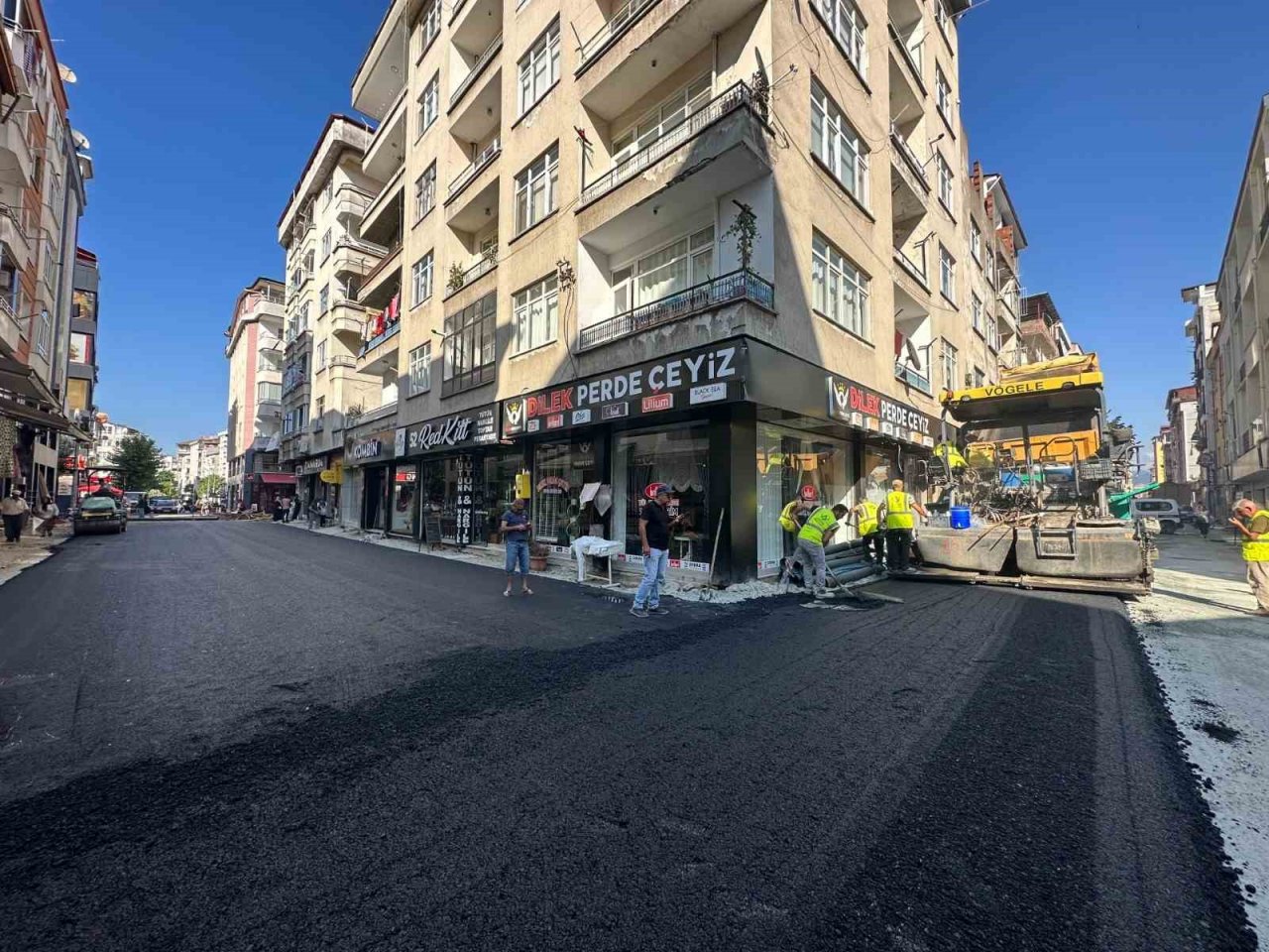 Altınordu’da sokak yenileme çalışmaları devam ediyor