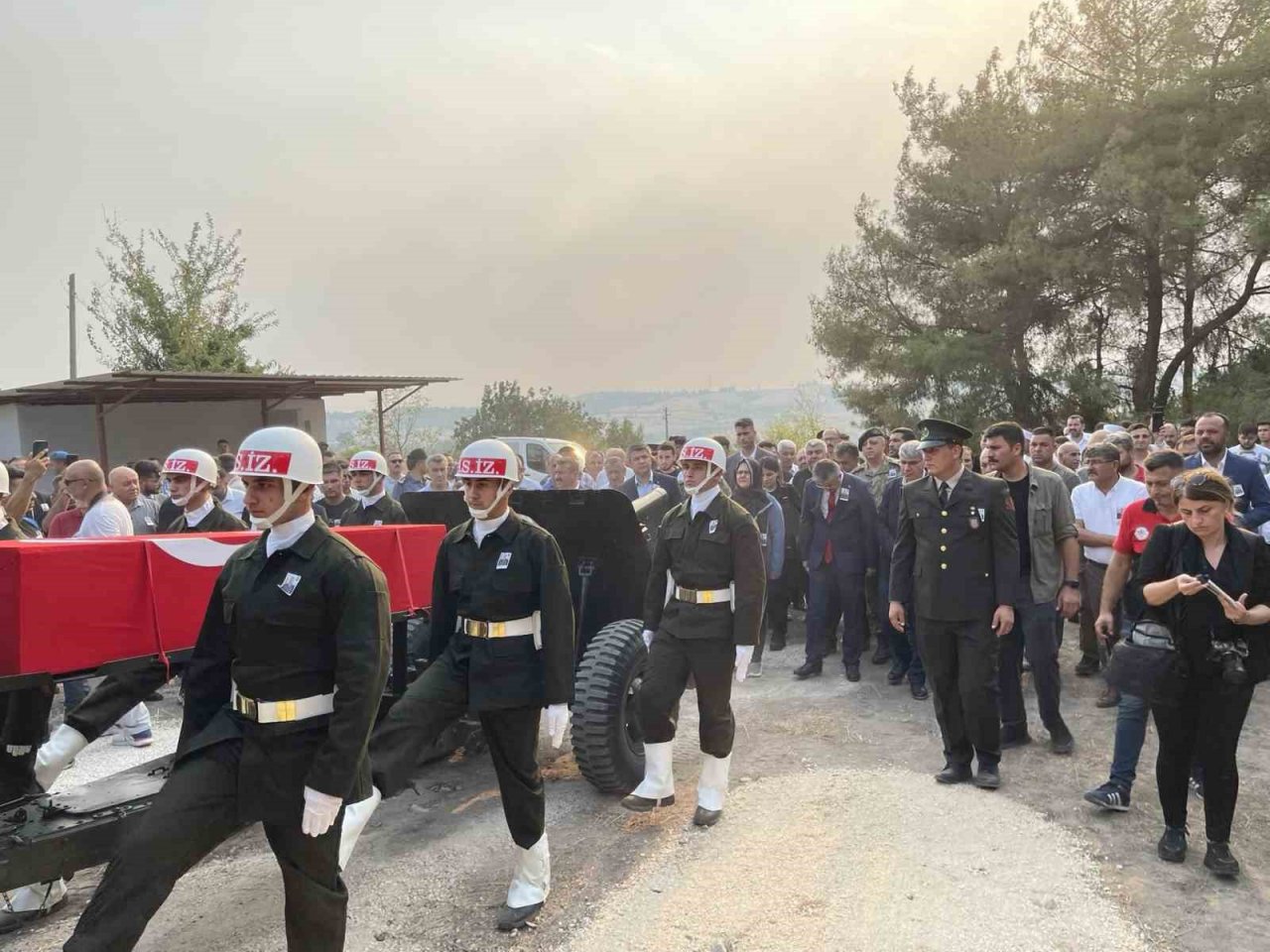 Şehit Uzman Çavuş Taner Torun son yolculuğuna uğurlandı