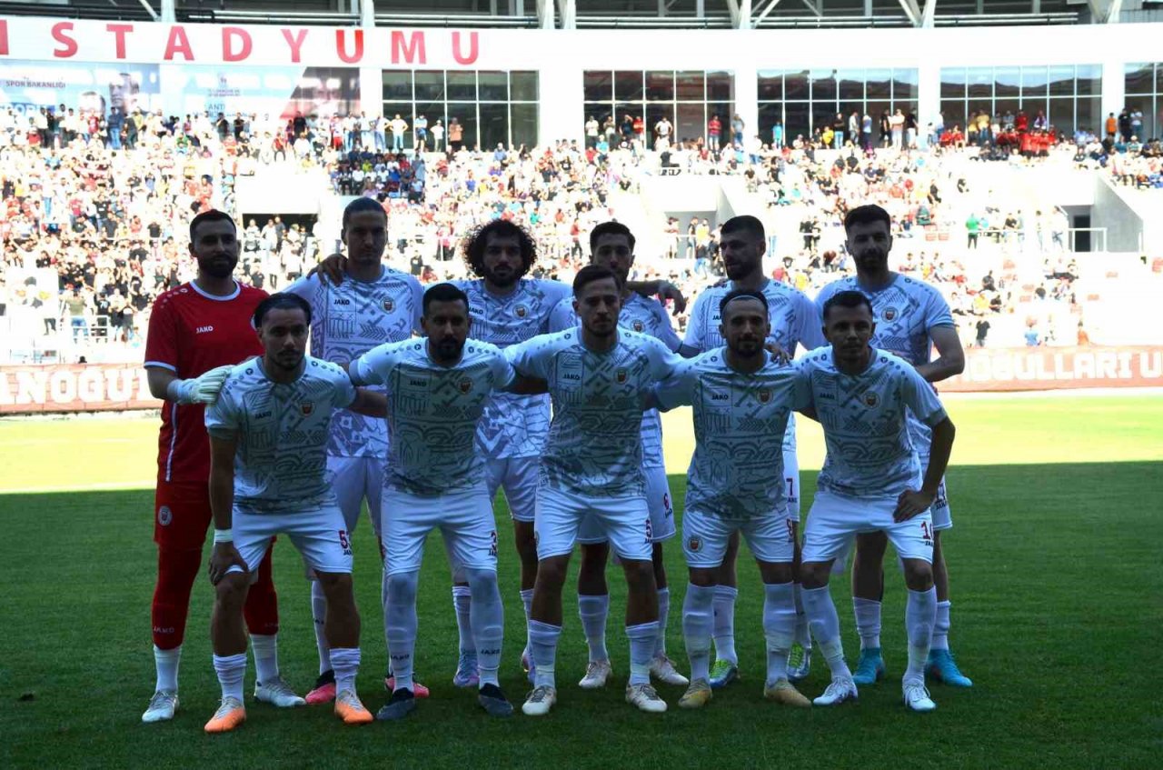 TFF 2. Lig: Karaman FK: 0 - Menemen FK: 1