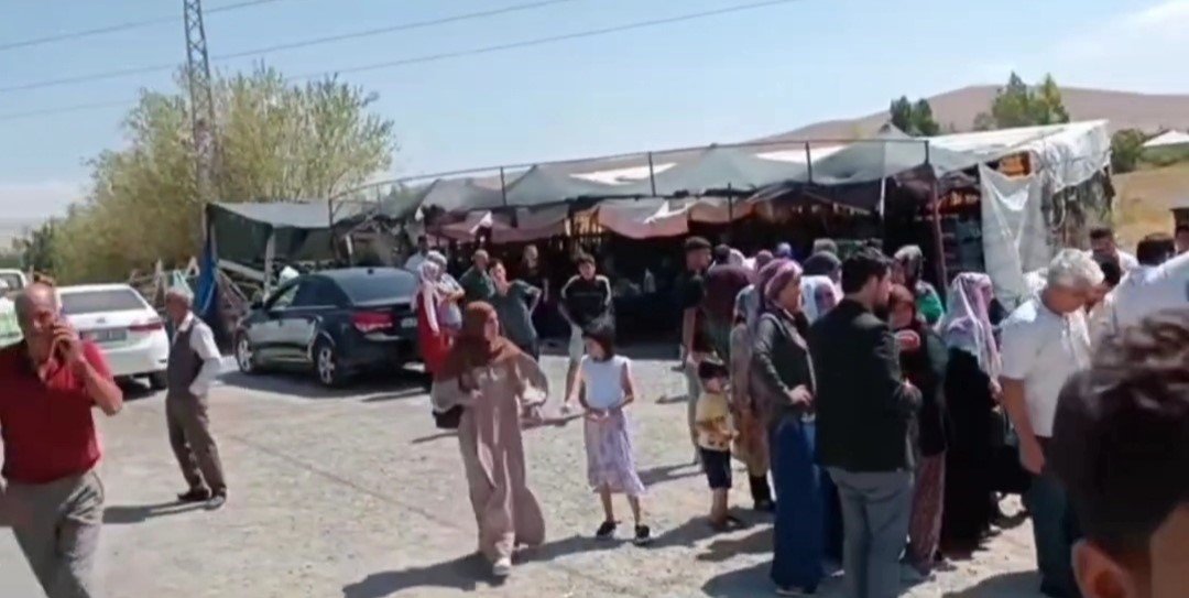 Van’da trafik kazası: 14 yaralı