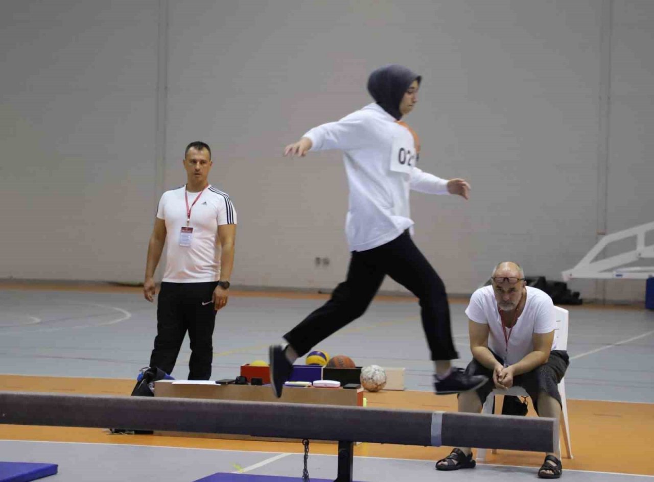 NEVÜ’de Antrenörlük Eğitimi bölümü seçmeleri başladı