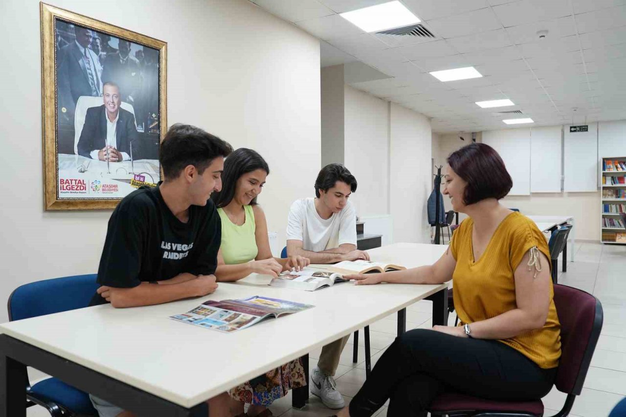Ataşehirli öğrencilerin YKS başarısı
