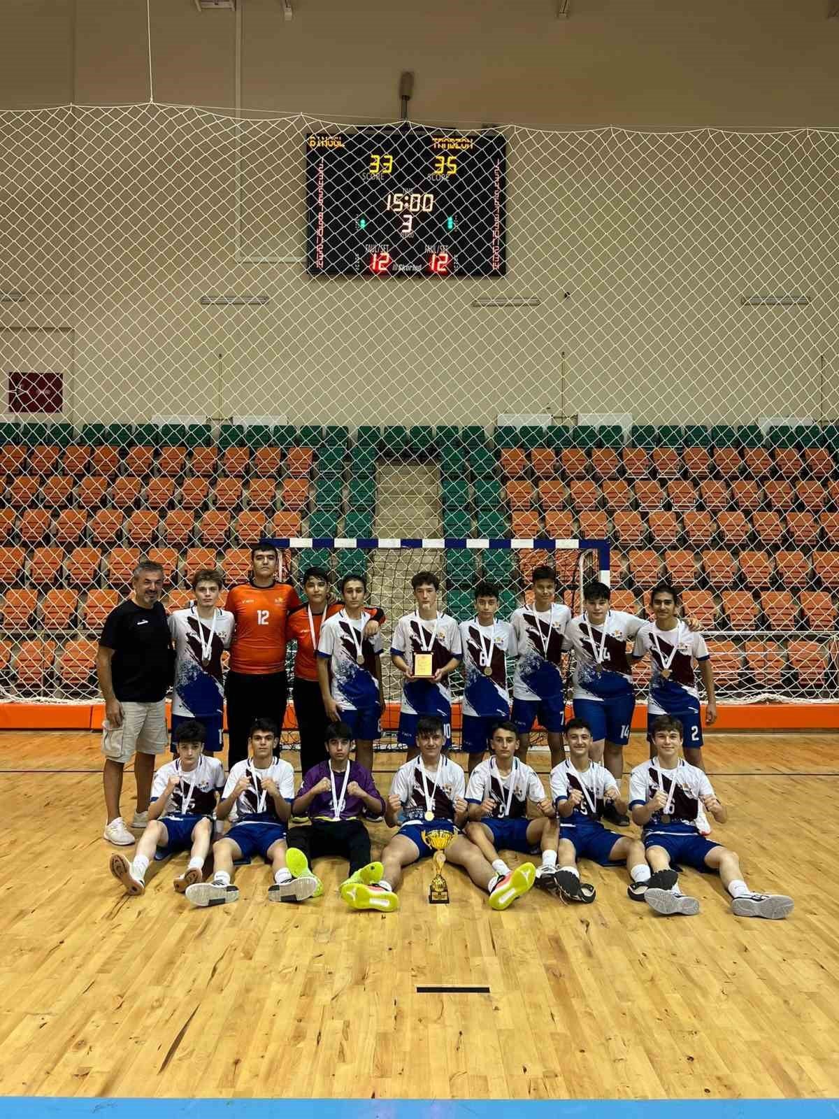 Aydın’daki hentbol finalleri nefes kesti