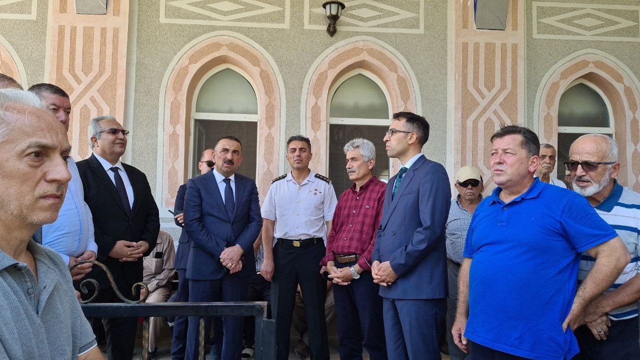 Kalbinden bıçaklanan genç son yolculuğuna uğurlandı