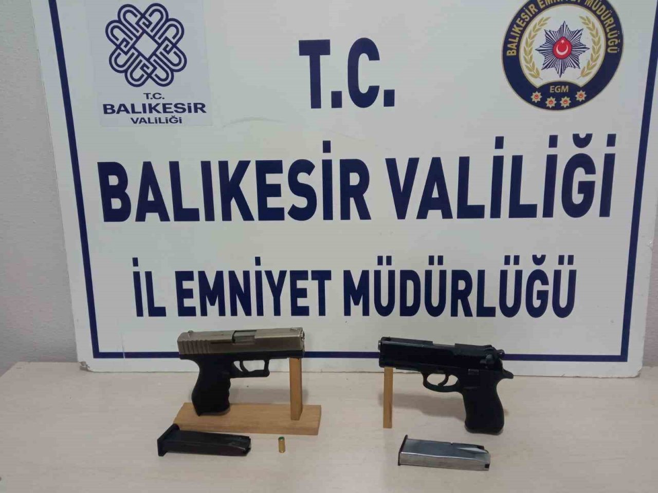 Balıkesir’de polisten son 1 haftada 180 aranan şahsa gözaltı