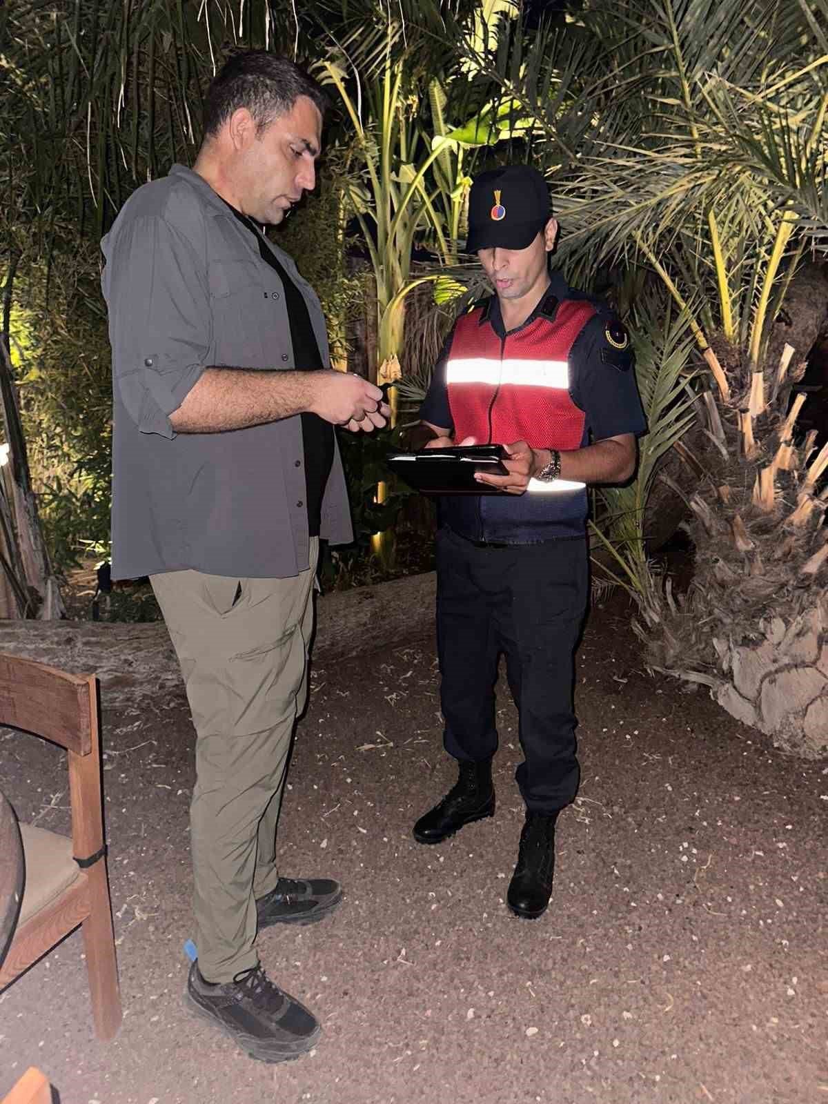 Çeşme’de huzur için polis ve jandarmadan sıkı denetim