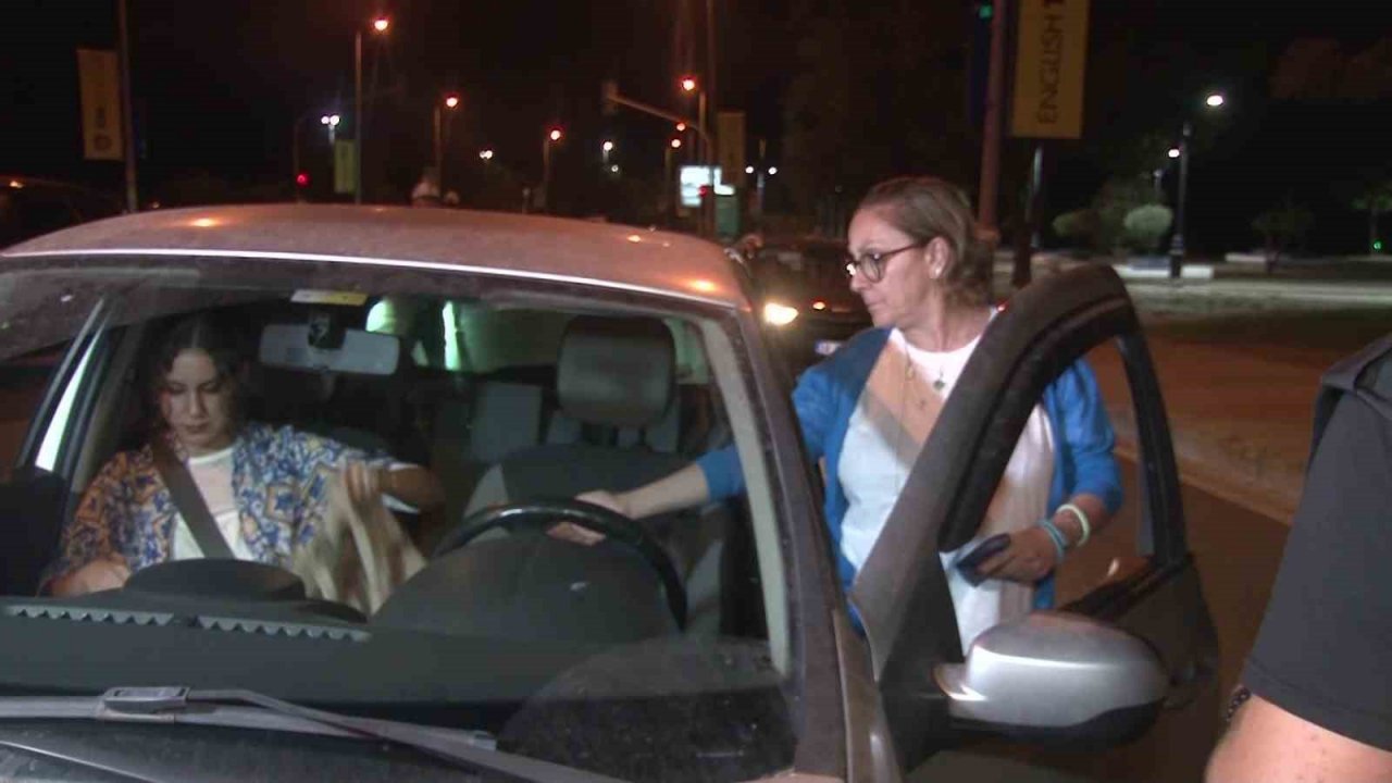 Denetimde emniyet kemeri takmadığı için ceza kesilen sürücü: "Ben sanatçıyım nasıl çekiyorsunuz beni"