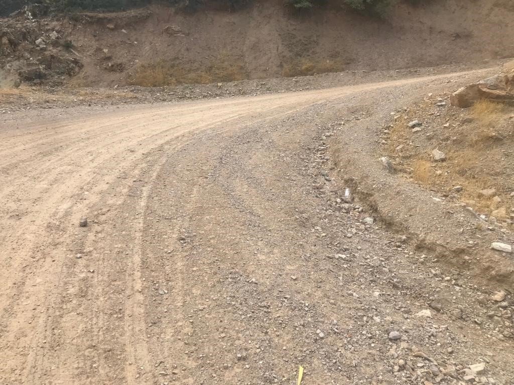 Yol sorunu çözülmeyen vatandaşlardan Buldan Belediyesine tepki