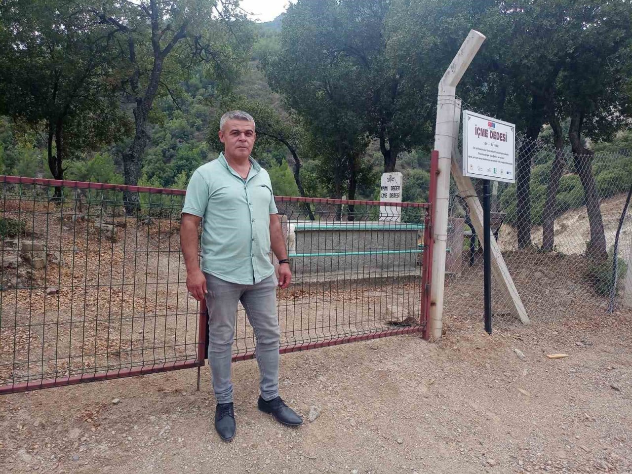 Yol sorunu çözülmeyen vatandaşlardan Buldan Belediyesine tepki