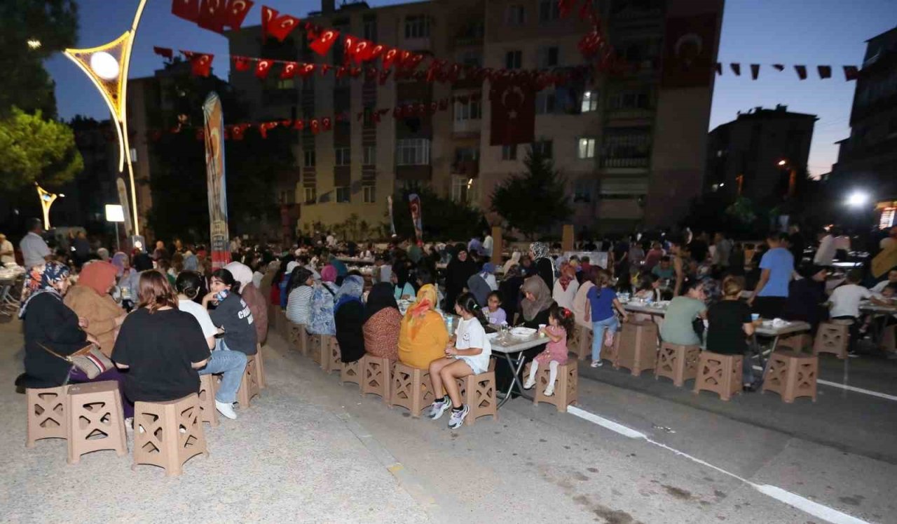 Şehit Emre Kaan Arlı 8. seneyi devriyesinde baba ocağında anıldı