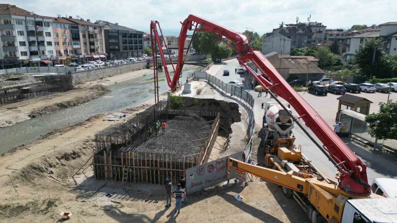 Asar projesi ikinci köprünün temel betonu döküldü