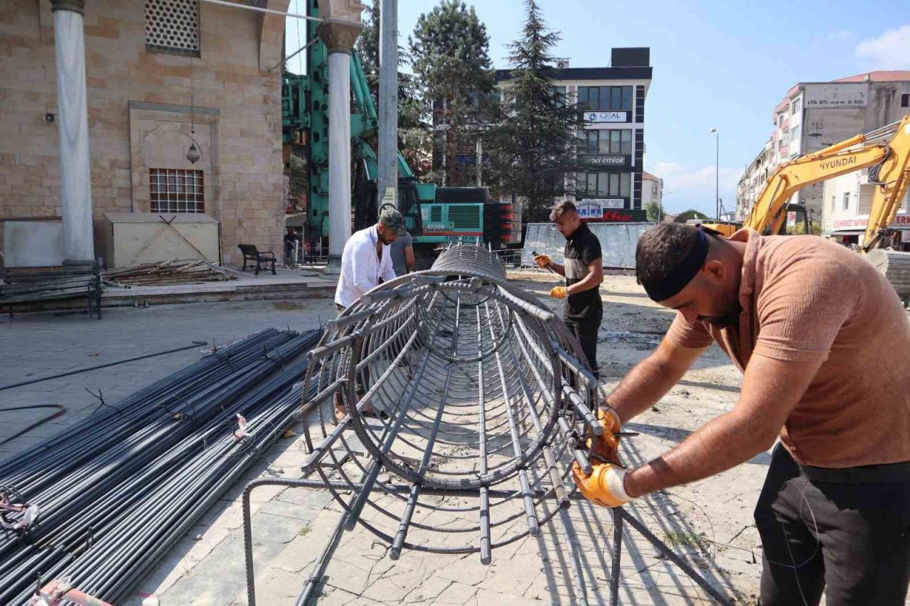 Yeni minarelerin yapımına başlatındı