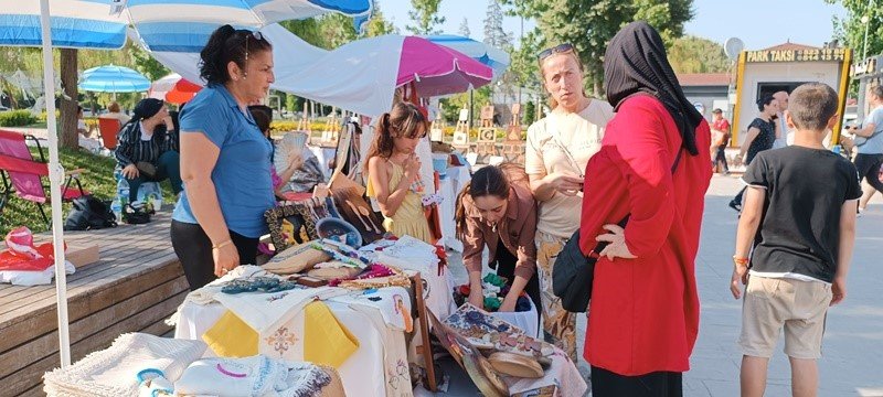 Yetenekli kadınlar artık gelenekselleştirdi