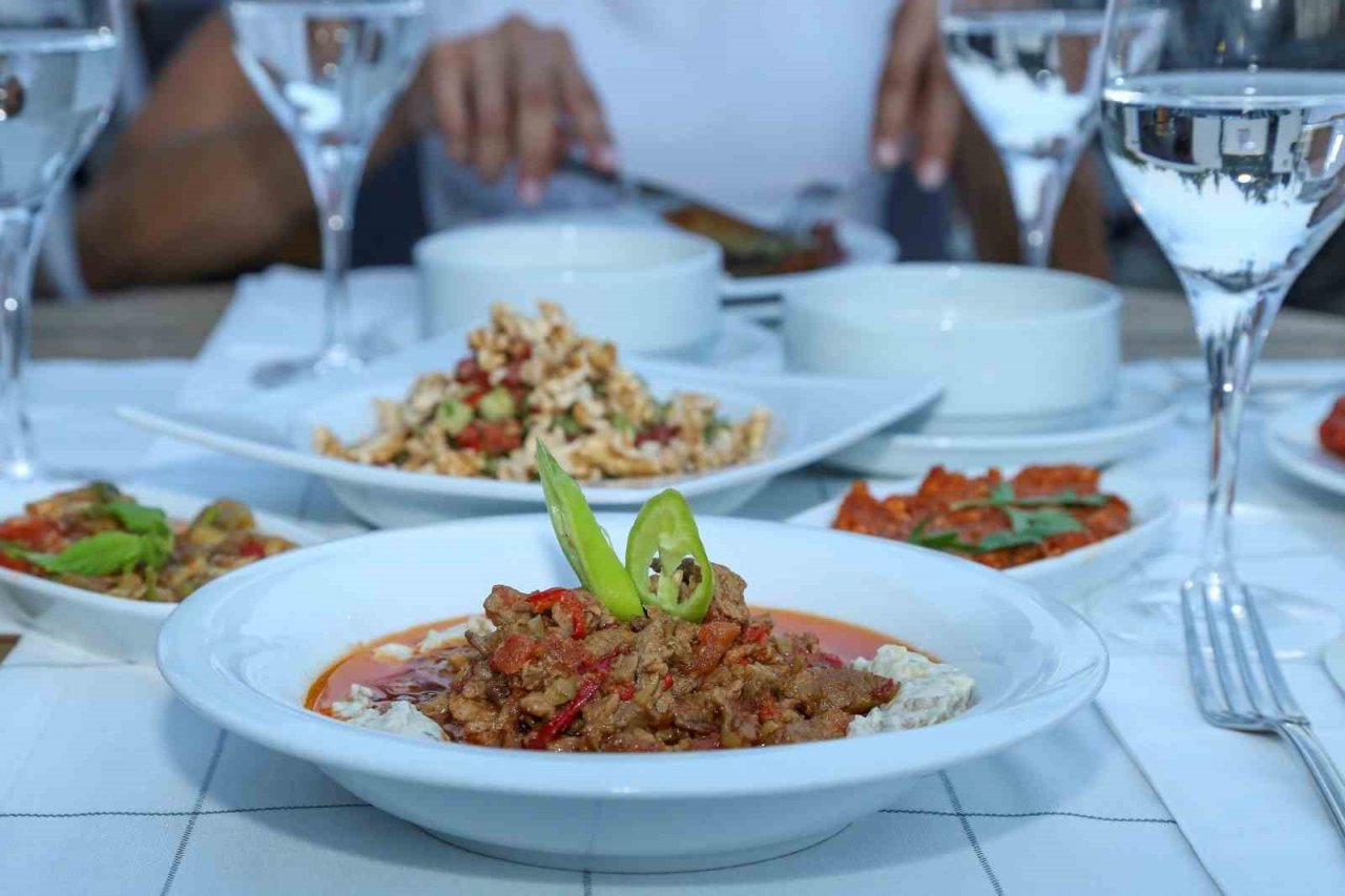 Antep’in dünyaca ünlü lezzetleri Bodrum’da