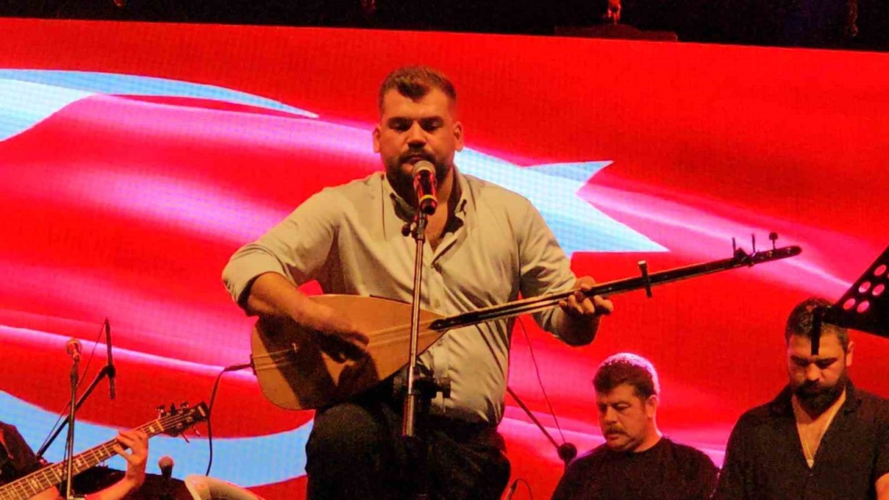 Karacasulular festivalde coştu