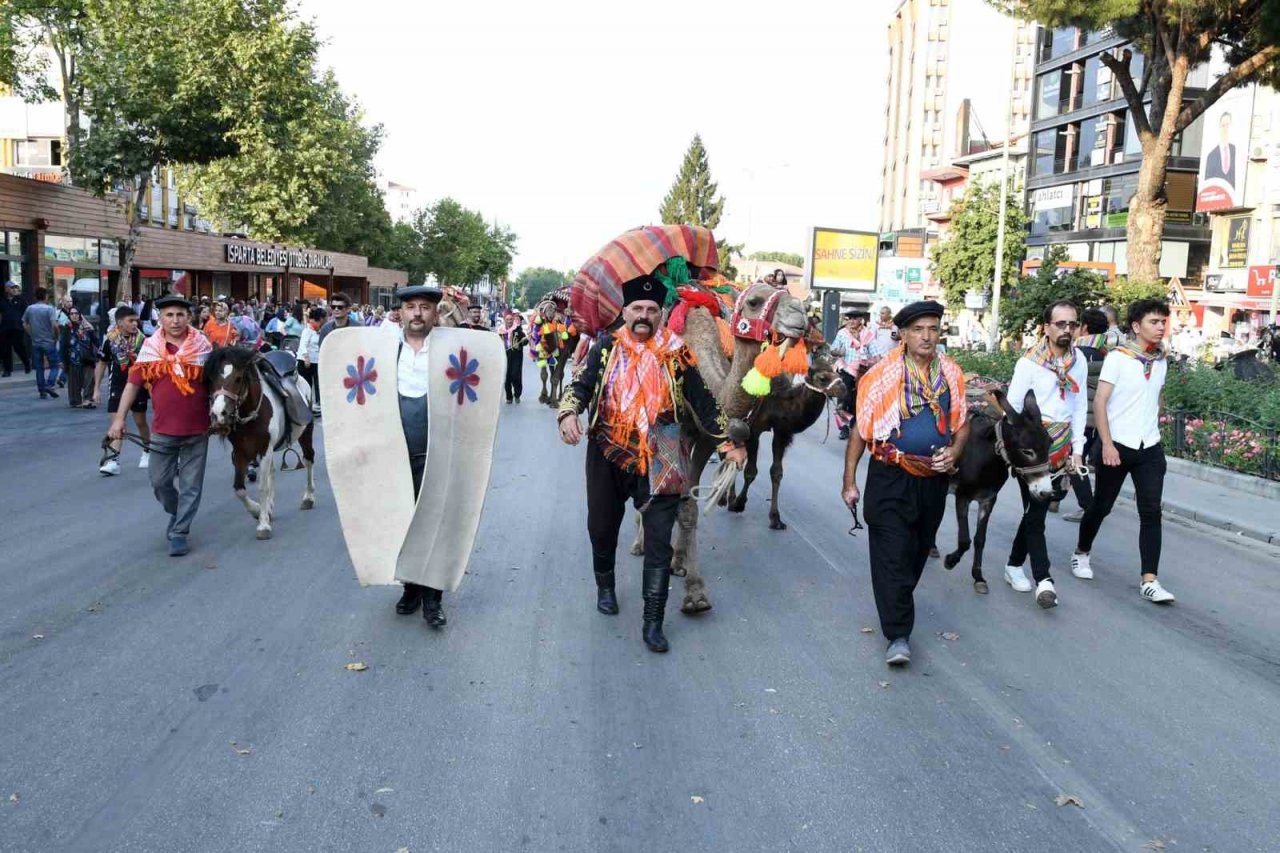 Isparta’da Yörükler şehir merkezine indi