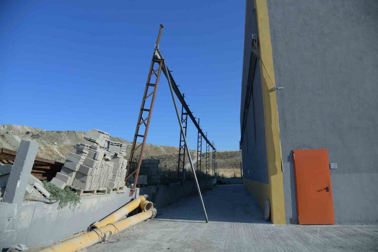 Kahramankazan Belediye Başkanı Oğuz, hafriyat döküm sahalarını gezdi