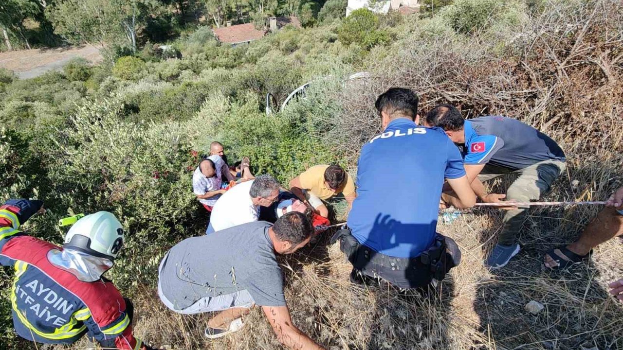 Kuşadası’nda otomobil şarampole yuvarlandı: 1 yaralı