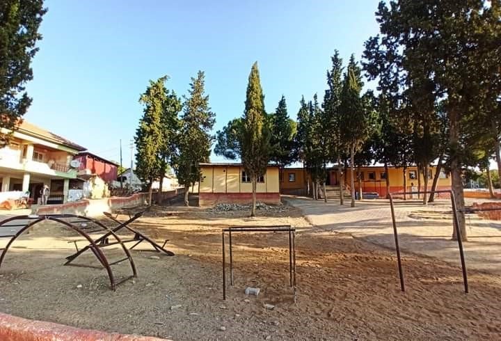 Sarıgöl’deki okullar bir bir yenileniyor