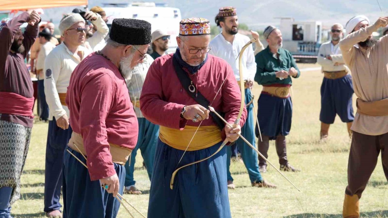 Mengücek Gazi Hava Koşusu Türkiye Şampiyonası sona erdi