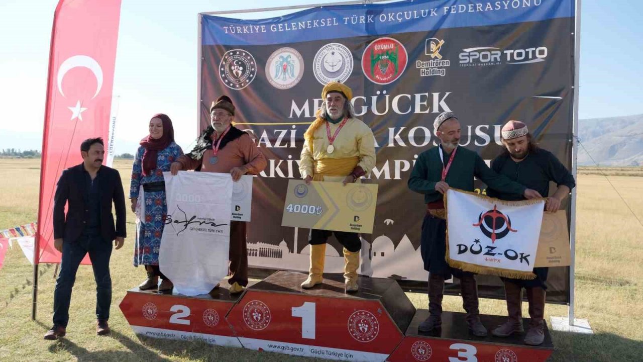 Mengücek Gazi Hava Koşusu Türkiye Şampiyonası sona erdi