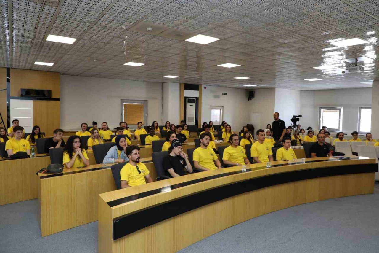 MXGP Dünya Motokros Şampiyonası’nda bu yıl 100’e yakın personel görev alacak