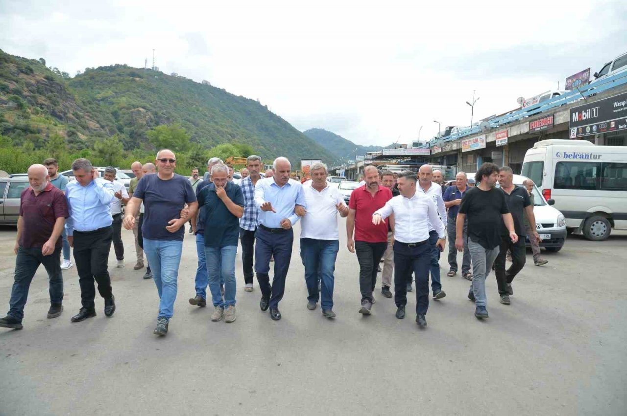 Başkan Zorluoğlu sanayi esnafının sorunlarını dinledi