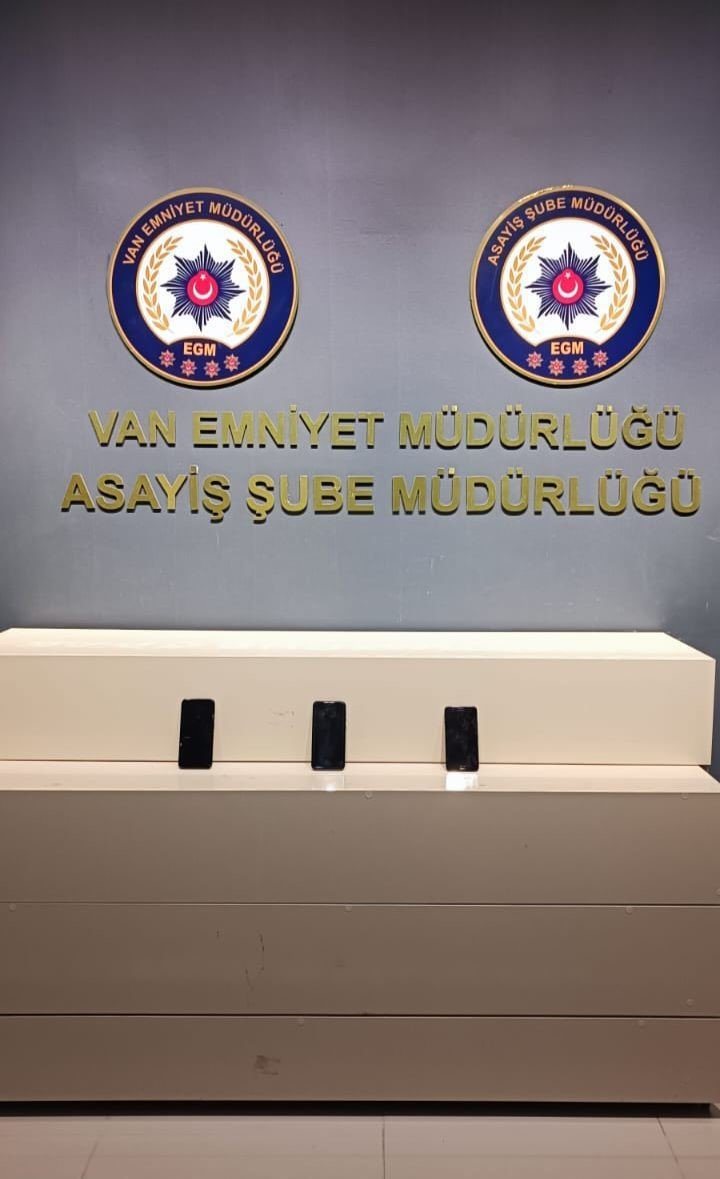 Van’da değişik suçlardan 18 kişi tutuklandı