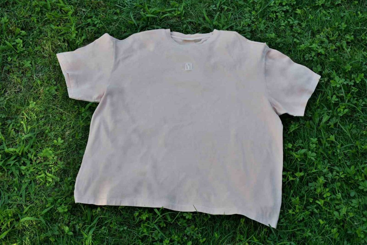 Bu tişörtler doğada yok oluyor