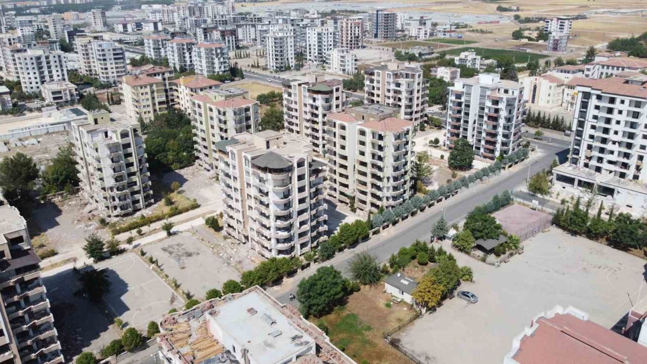 Adıyaman ‘terk edilmiş şehri’ andırıyor