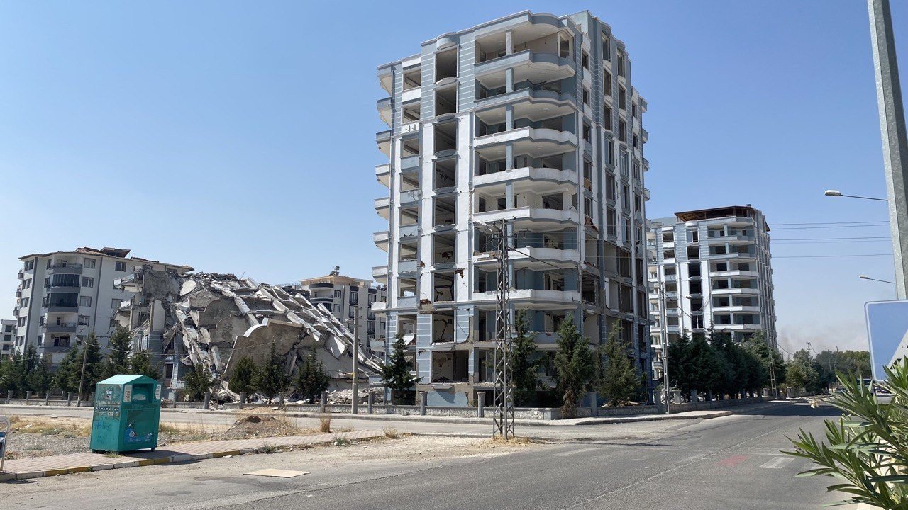 Adıyaman ‘terk edilmiş şehri’ andırıyor