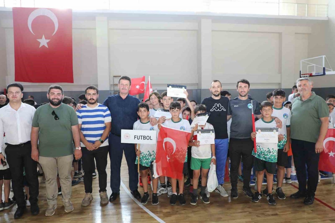 Akyazı Yaz Spor Okulları’nda final