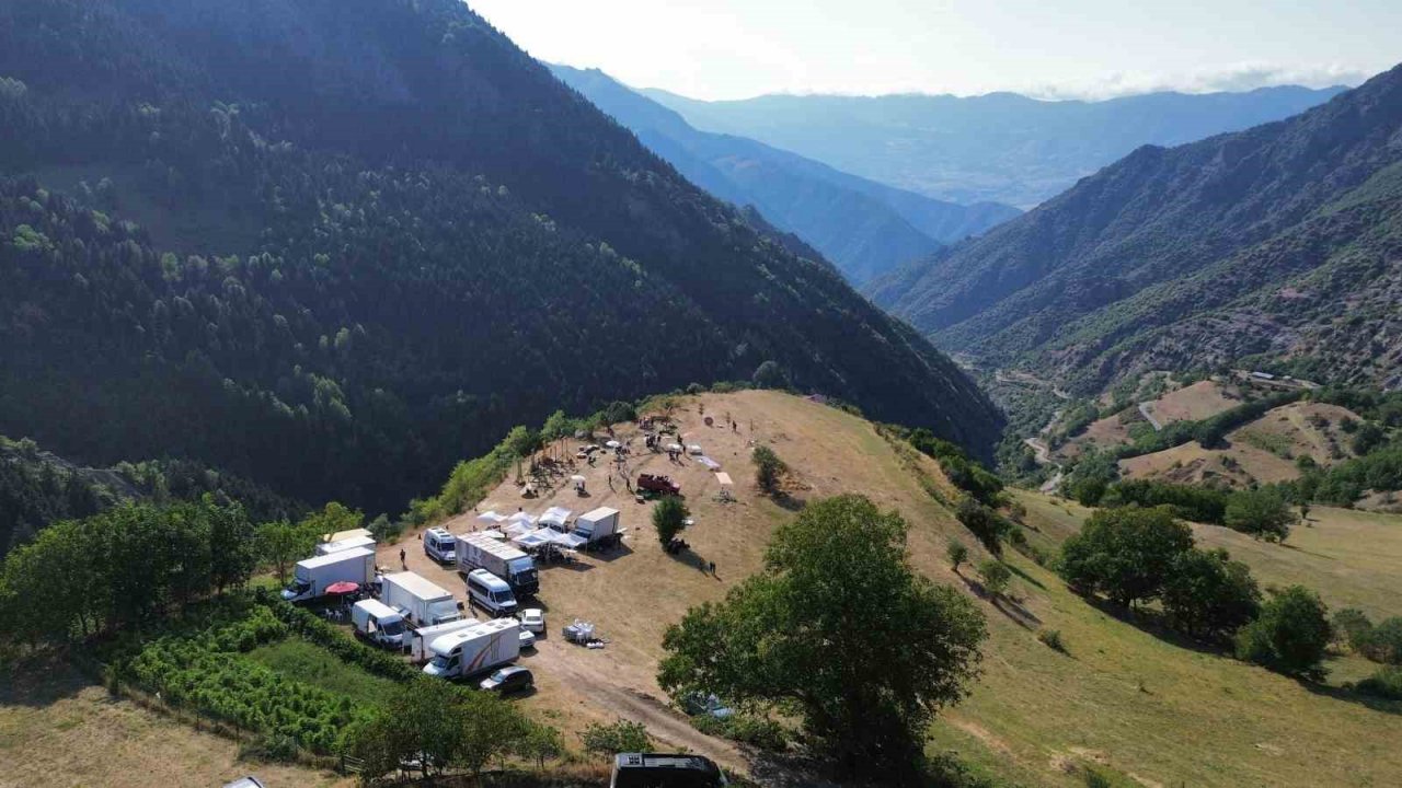 Burası Meksika değil Ardanuç’un Aydın köyü