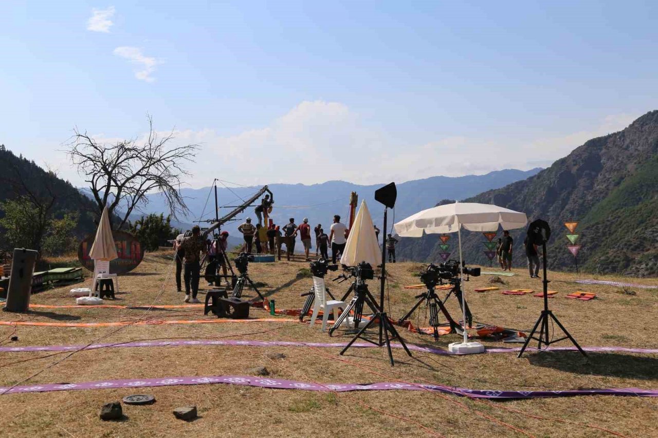 Burası Meksika değil Ardanuç’un Aydın köyü