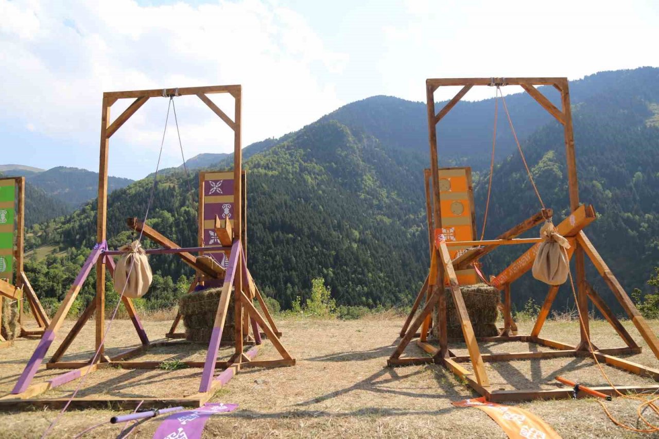 Burası Meksika değil Ardanuç’un Aydın köyü