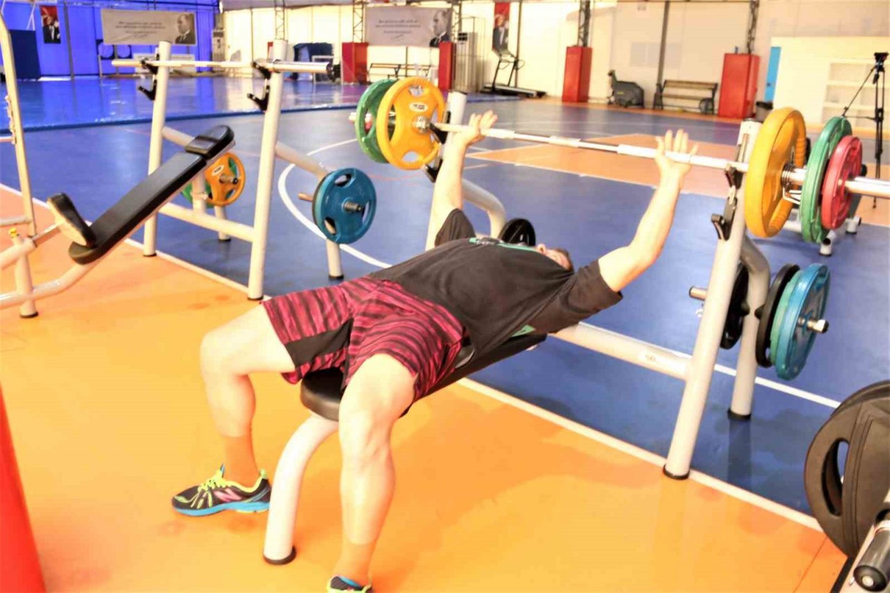 Başpehlivan İsmail Balaban, fotoğraf isyanını anlattı