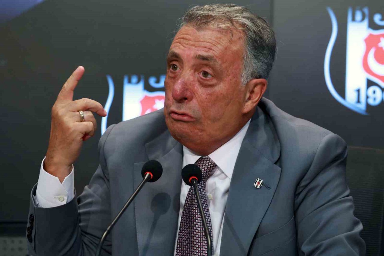 Ahmet Nur Çebi: “Buraya namusumla geldim, namusumla giderim”