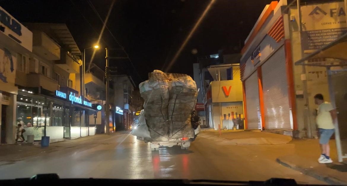 Bursa’da tehlikeli taşımacılık kamerada