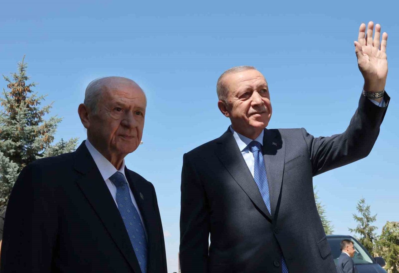 Cumhurbaşkanı Erdoğan, MHP Genel Başkanı Bahçeli ile görüştü