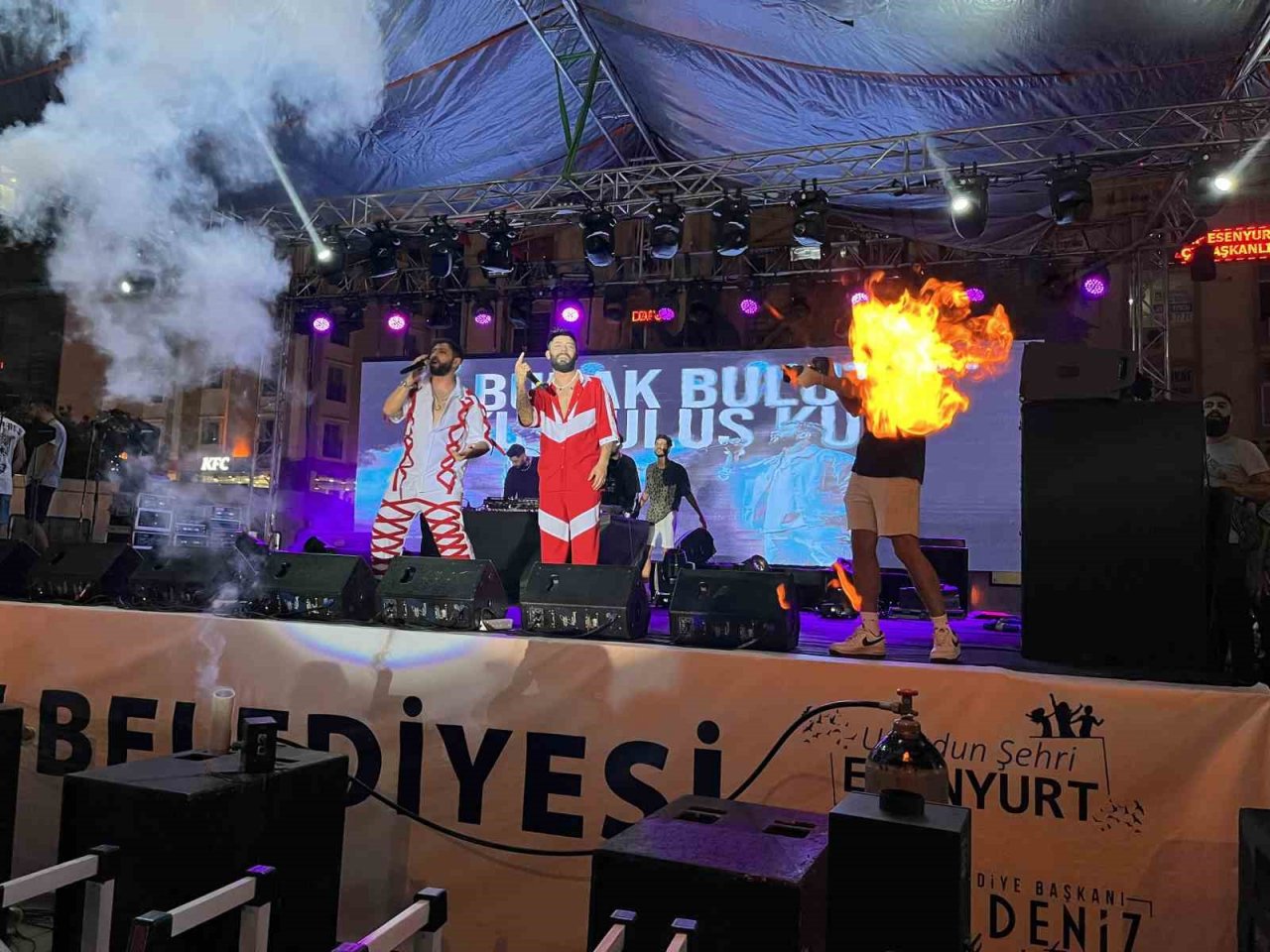 Esenyurt’ta Burak Bulut ve Kurtuluş Kuş rüzgarı esti